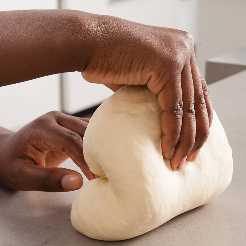 25x34_knead_and_shape_bread_dough_2